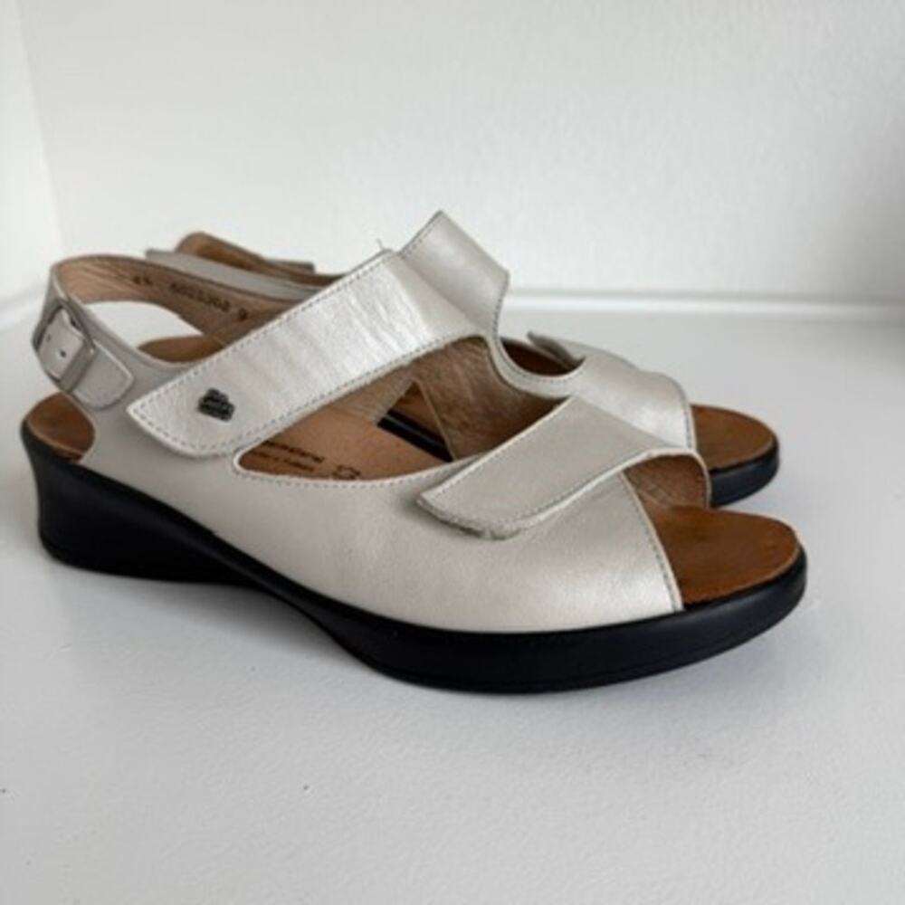 Finn Comfort Beige Wedge Sandals Size 7 Leather Orthopedic Arch Support EUC‎